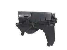 Load image into Gallery viewer, 2016 2017 2018 2017 2018 2019 2021 2022 Chevrolet Malibu 2.0L Air Intake Air Cleaner Box Housing - Texas-e-parts