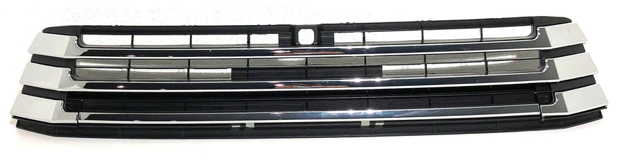 2017 2019 Toyota Highlander Front Bumper Lower Grille Chrome with Tow Covers