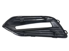 Load image into Gallery viewer, 2019 2020 2021 Honda HR-V HRV Front Bumper Daytime Running Fog Light Lamp With Cover+Bracket Right 3pcs Set