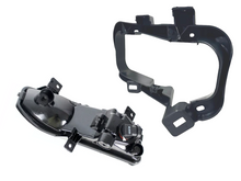 Load image into Gallery viewer, 2018 2019 2020 Nissan Kicks SR Front Bumper Front Bumper Fog Light Lamp With Bracket Right Passenger Side - Texas-e-parts