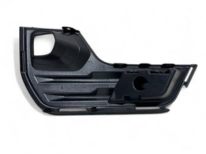 2019 2020 2021 2022 2023 2024 GMC Terrain AT4 SLT Left Front Bumper Fog Light Cover Driver Side Gloss Black
