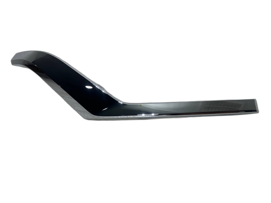 2018 2019 2020 2021 2022 2023 2024 Infiniti QX80 Front Bumper Lower Molding Trim Left Driver Side Chrome