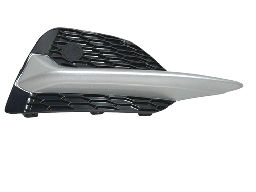 2020 2021 2022 Nissan Rogue Sport SL Front Bumper Fog Light Cover Silver Right Passenger Side - Texas-e-parts