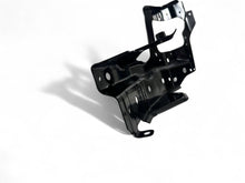 Load image into Gallery viewer, 2022 2023 2024 2025 GMC Sierra 1500 Left Front Bumper Outer Bracket Driver Side