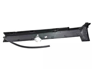 2018 2019 2020 2021 2022 2023 Chevrolet Equinox Right Front Door Rocker Molding Trim Passenger Side - Texas-e-parts