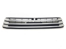 Load image into Gallery viewer, 2017 2018 2019 Toyota Highlander Front Bumper Lower Grille Silver With Tow Covers - Texas-e-parts