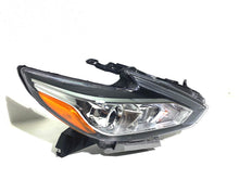 Load image into Gallery viewer, 2016 2017 2018 Nissan Altima Right Front Headlight Lamp Passenger Side - Texas-e-parts